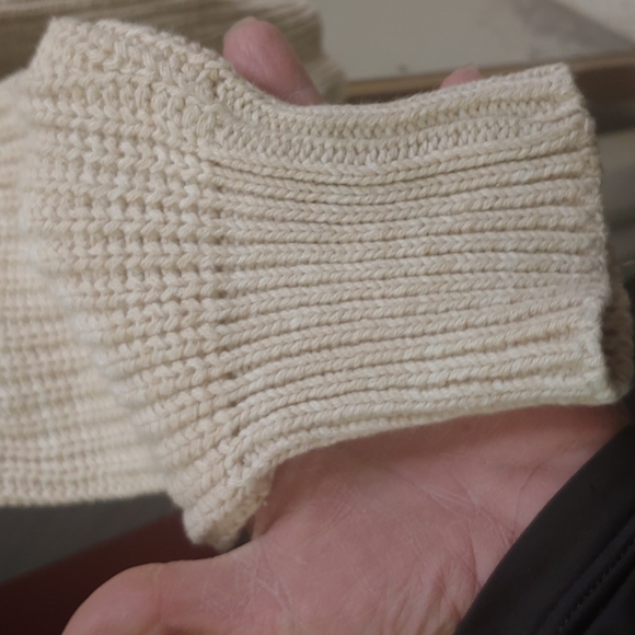 Vintage,  L.L. Bean Sweater 100% cotton. Amazing quality..Made in U.S.A.. - Picture 6 of 15